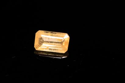 Rectangular cut yellow sapphire.
Weight:...