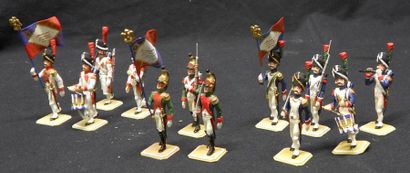 null MDM 1er Empire: Chasseurs Grenadiers de la Garde et Dragons au défilé (12 p...