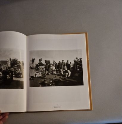 null Ensemble de deux livres photographiques divers : Charles-Henri Favrod & André...