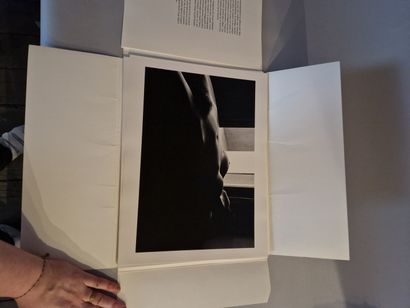 null Ensemble de deux ouvrages photographiques divers : Les photos de Claude François...