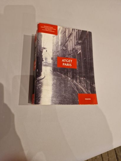 null Ensemble de deux livres photographiques : 
Bettina RHEIMS, Héroines, Schirmer/Mosel,...