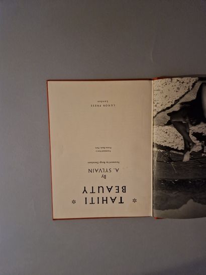 null Ensemble de trois livres photographiques divers : A. Sylvain, Tahiti Beauty,...