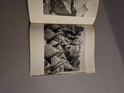 null Ensemble de deux livres photographiques divers : Charles-Henri Favrod & André...