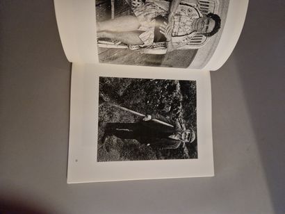 null Ensemble de trois livres photographiques divers : Tomi Ungerer, Photographie...