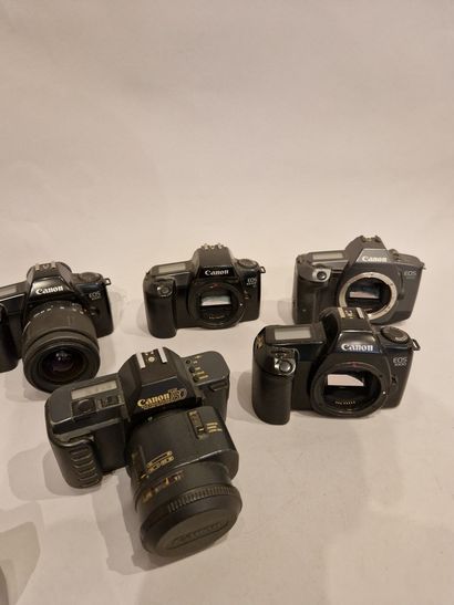 null Ensemble de six appareils photographiques Canon divers (dont EOS 1000 avec objectif,...