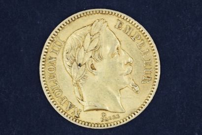 null Une pièce en or de 20 francs Napoléon III tête laurée, 1862 BB. Atelier : Strasbourg.

Poids...