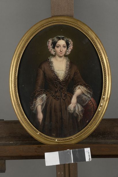 null RICQUIER Louis, 1792-1884
Jeune femme à la robe brune et dentelles - Homme au...