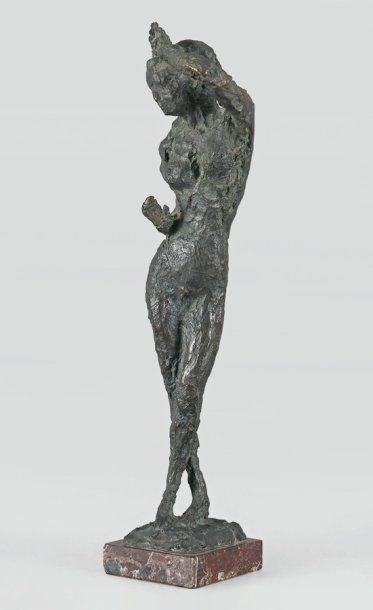 Edmond MOIRIGNOT Danseuse Bronze à patine noire nuancée de vert, socle en marbre...