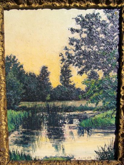 JARRIER G. (XXème siècle) L'étang au coucher du soleil, huile sur isorel, signé en...