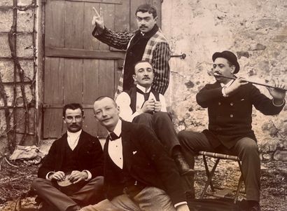 null Photographe amateur
Récréation photographique, c. 1900
Tirage argentique monté...