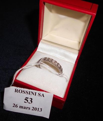 null Bague chevalière en or jaune, de forme carrée, la tête sertie de saphirs ronds...