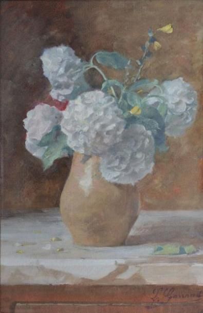 GARRAUD Léon, 1877-1961 Vase aux hortensias blancs Gouache, signée en bas à droite,...