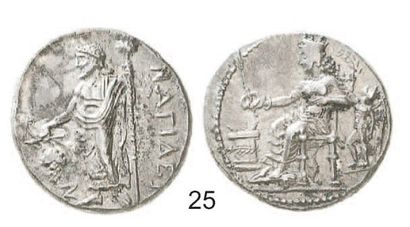 null GRECE. Cilicie, Nagidos (374 - 356). Statère à l'Aphrodite assise sacrifiant...