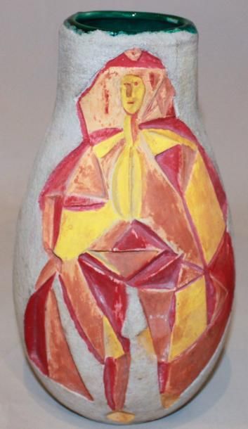 SAGAN Jacques (né en 1927) Vase à décor de tauromachie stylisée en bas-relief. Terre...