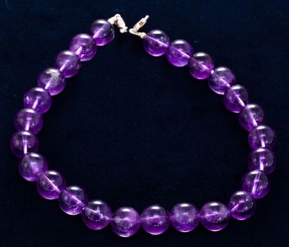 null Collier boules d'amethystes.