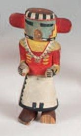 null KACHINA KAU-A Hopi (USA, Arizona) circa 1950. Buste rouge à col jaune, paré...