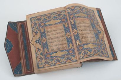 null Coran persan, signé Mohammad Aref Heravi et daté 970 H / 1562. En écriture naskhi...