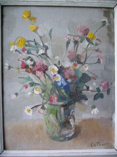 LATOUR (XXème siècle) Le bouquet champêtre, huile sur carton toilé, signé en bas...