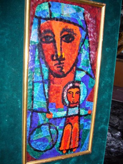 PERUSSET-LAGGER (XXème siècle) Vierge et Enfant, émail sur cuivre, non signé, 32...