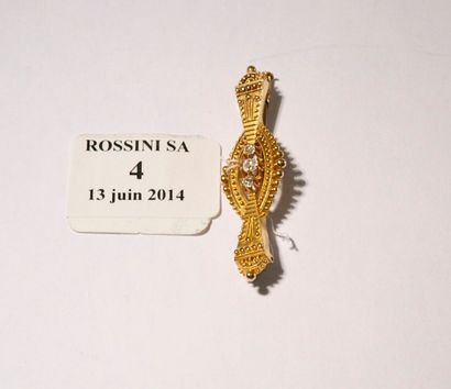 null Broche barrette en or jaune 18 K ajouré, décorée de petites perles d'or et ornée...
