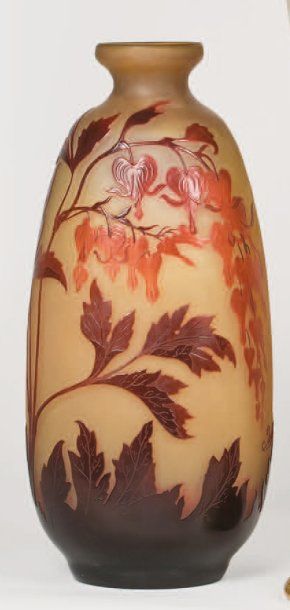 GALLÉ Émile (1846 - 1904) Vase de forme ovoïde à col étranglé. Épreuve de tirage...