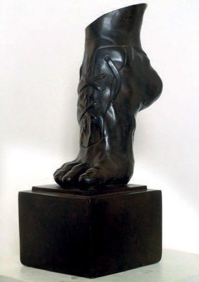 BOIGE Jean-Luc (né en 1971) L'envol Sculpture en bronze à la cire perdue, monogrammée,...
