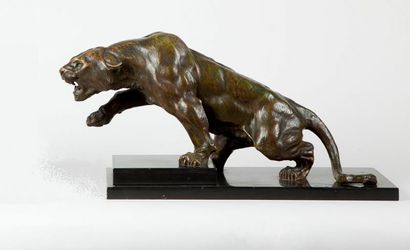 null CARTIER Thomas, 1879-1943, 

Tigre rugissant, 

bronze à patine brune nuancée...