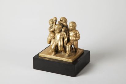 null RIVIERE Joseph, 1912-1961, 

Enfants jouant à la balle, 

groupe en bronze doré...