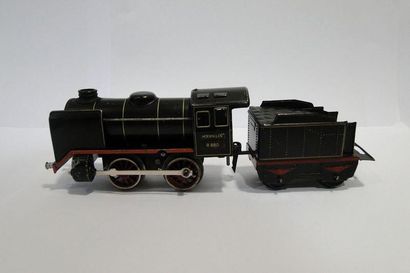 MARKLIN «0» Locomotive mécanique R880 avec tender à deux essieux