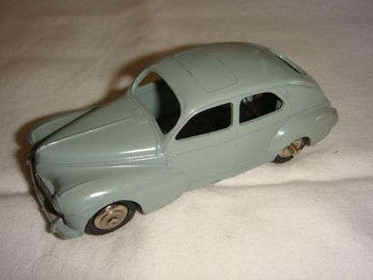 null DINKY TOYS France 24 R VOITURE PEUGEOT 203 GRIS Etat: N