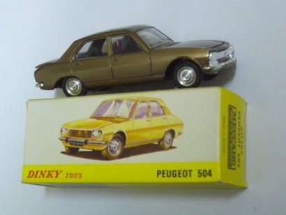 null DINKY TOYS France 1452 VOITURE PEUGEOT 504 MADE IN SPAIN MARRON Etat: N+B