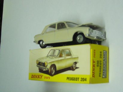 null DINKY TOYS France 510 VOITURE PEUGEOT 204 MADE IN SPAIN BLANC Etat: N+B