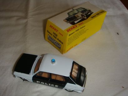 null DINKY TOYS France 1450 VOITURE SIMCA 1100 POLICE MADE IN SPAIN PIE Etat: N+...