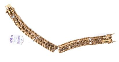 null Bracelet ruban articulé en or jaune (accidents). Poids brut: 31,7 g.