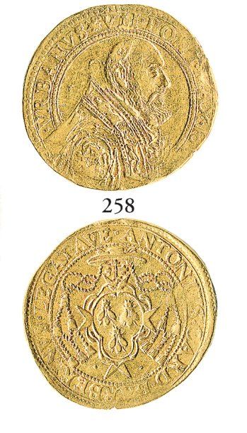 COMTAT VENAISSIN, AVIGNON, UrbainVIII (1623 - 1644). Quadruple écu d'or au buste...