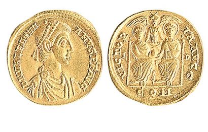 ROME, Valentinien II (383 - 392) Solidus de Lyon. R /Valentinien et Gratien tenant...