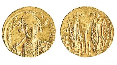 BYZANCE, Constantin IV (668 - 685) Solidus au buste en armes de l'empereur. R /Croix...