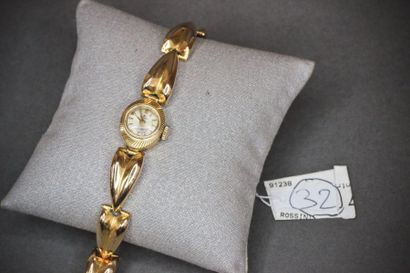 DREFFA GENEVE Montre bracelet de femme en or jaune. Poids brut: 17,5 gr