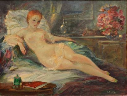 BRUNI Constantin (1900-1969) 
Odalisque au bouquet
Huile sur toile, signée en bas...