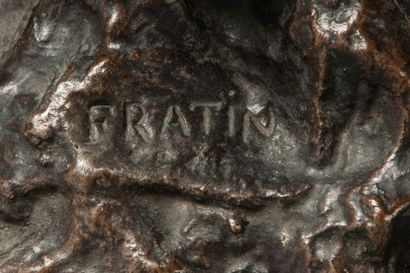 FRATIN Christophe (1801-1864) 
Bouquetin assaili par deux aigles
Bronze à patine...