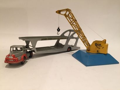 DINKY SUPER TOYS France Tracteur Unic et semi-remorque porte voiture BoiLot - grue...