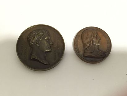 null Lot de 2 médailles en bronze: Bonaparte Général en chef par A Bovy et Napoléon...