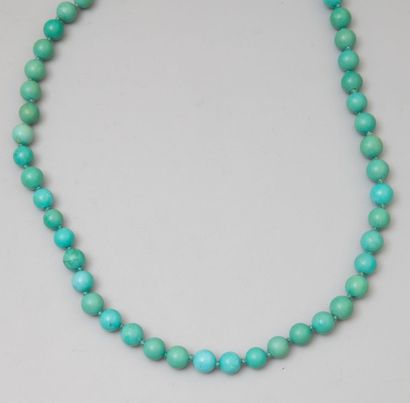 null Un collier de perle de turquoise