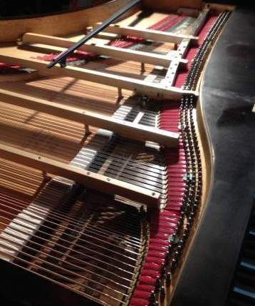 null Piano grand queue Erard concert du XIXème siècle

cadre métallique.

Restauré...