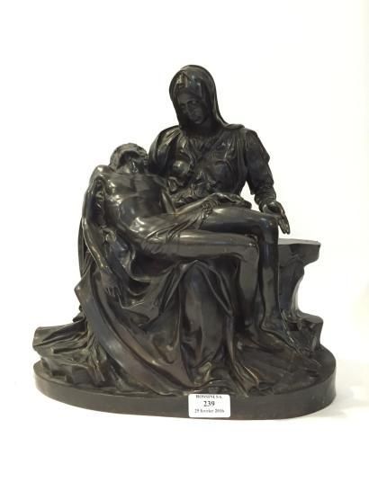 Ferdinand Barbedienne, d'après Michel-Ange Pieta du Vatican

Epreuve en bronze à...