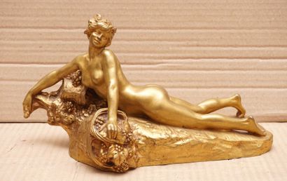 MAILLARD Auguste, 1864-1944 
Bacchante
Bronze à patine dorée nuancée de brun (quelques...