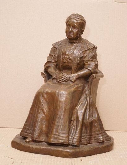 HERRMANN J.S., fin XIXe - début XXe siècle 
Dame assise, 1827-1909, 1911
Bronze à...