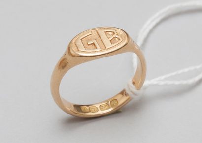 null Chevalière en or jaune 18k (750) monogrammée GB.

Taille 56

Poids brut : 6,7...