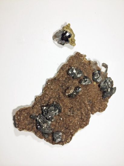 null Deux petits minéraux de Panasqueira, Portugal: jolie petite plaque 12 x 8 cm...