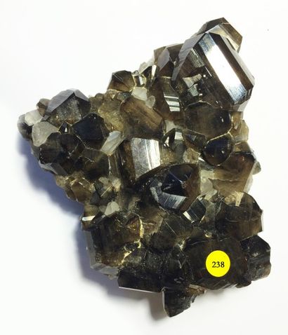 null Belle CASSITERITE de Viloco, Bolivie: cristaux interpénétrés (le plus gros:...